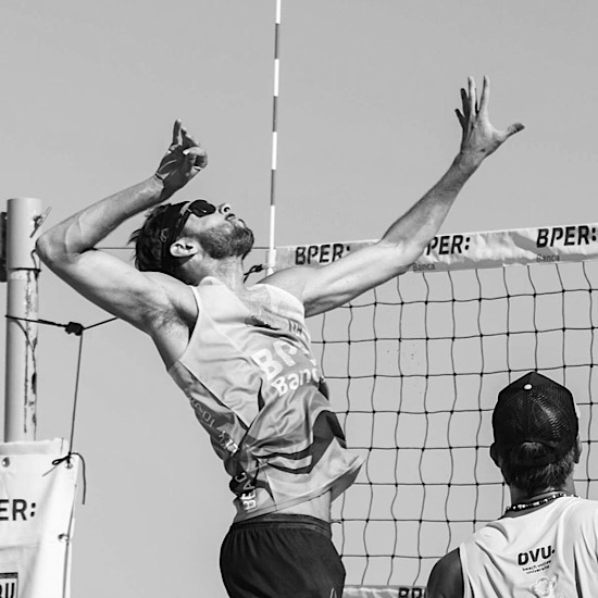 CORSI DI BEACH VOLLEY A SOTTOMARINA